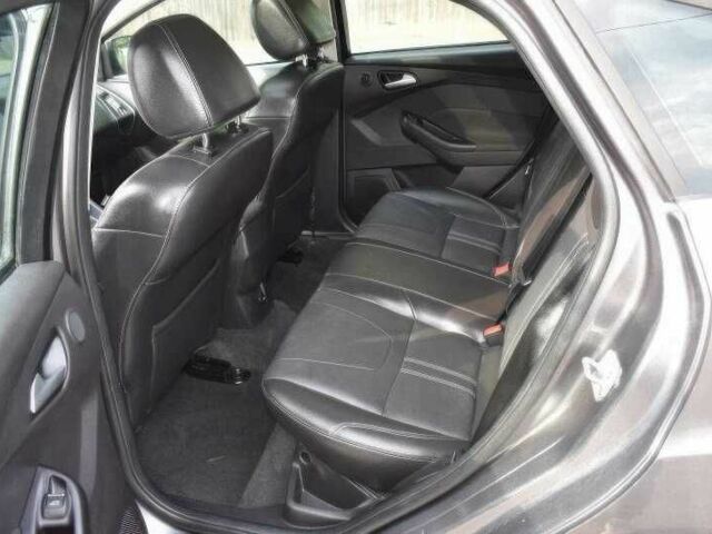 Сірий Форд Фокус, об'ємом двигуна 2 л та пробігом 132 тис. км за 4500 $, фото 11 на Automoto.ua