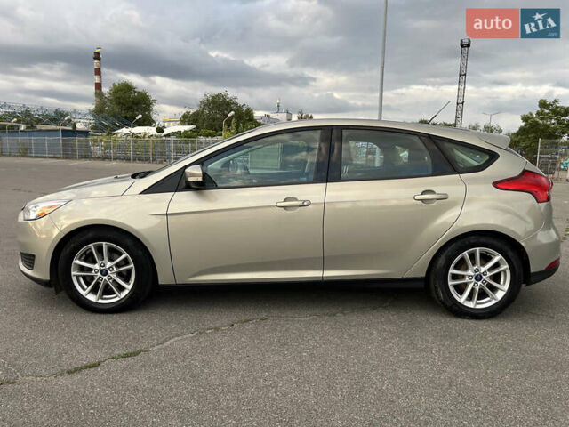 Сірий Форд Фокус, об'ємом двигуна 2 л та пробігом 160 тис. км за 7400 $, фото 1 на Automoto.ua