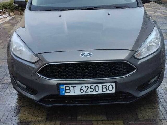 Сірий Форд Фокус, об'ємом двигуна 1 л та пробігом 181 тис. км за 6000 $, фото 5 на Automoto.ua
