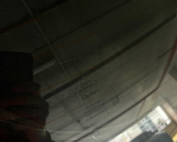 Сірий Форд Фокус, об'ємом двигуна 2 л та пробігом 141 тис. км за 9000 $, фото 44 на Automoto.ua