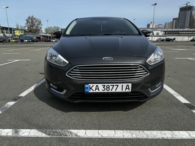 Серый Форд Фокус, объемом двигателя 2 л и пробегом 230 тыс. км за 8000 $, фото 4 на Automoto.ua