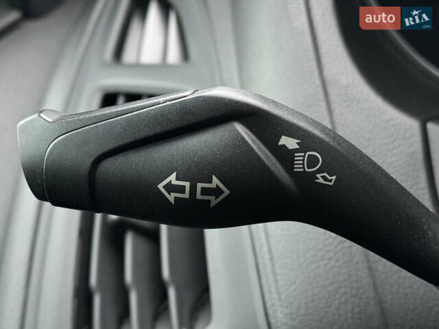 Серый Форд Фокус, объемом двигателя 2 л и пробегом 63 тыс. км за 8500 $, фото 10 на Automoto.ua