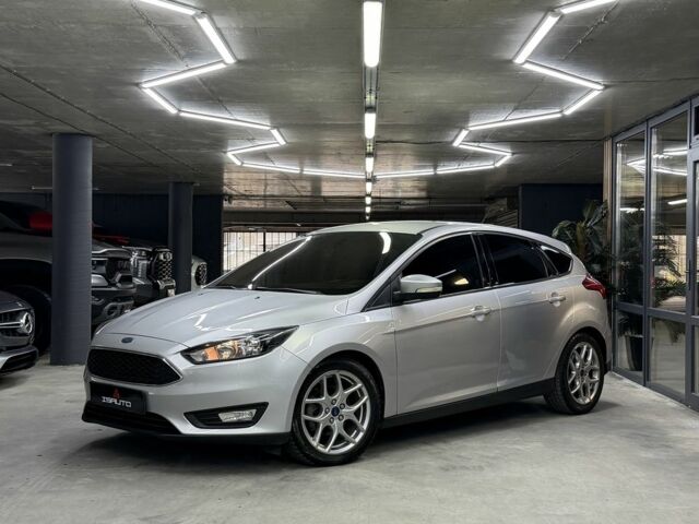 Серый Форд Фокус, объемом двигателя 0 л и пробегом 166 тыс. км за 8400 $, фото 4 на Automoto.ua