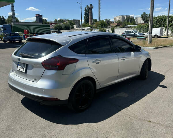 Серый Форд Фокус, объемом двигателя 2 л и пробегом 285 тыс. км за 6500 $, фото 6 на Automoto.ua