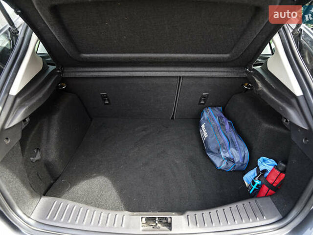 Серый Форд Фокус, объемом двигателя 1 л и пробегом 162 тыс. км за 9500 $, фото 21 на Automoto.ua