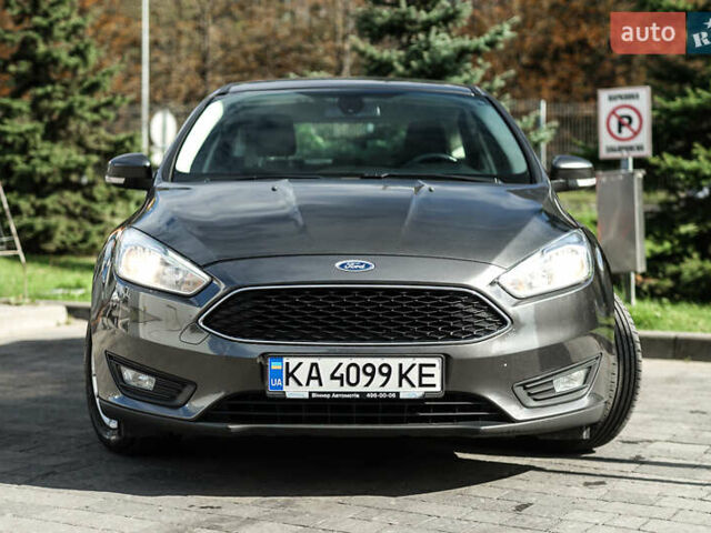 Серый Форд Фокус, объемом двигателя 1 л и пробегом 162 тыс. км за 9500 $, фото 1 на Automoto.ua