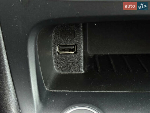 Серый Форд Фокус, объемом двигателя 2 л и пробегом 63 тыс. км за 8500 $, фото 14 на Automoto.ua