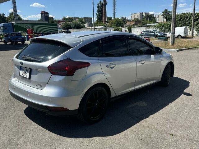 Серый Форд Фокус, объемом двигателя 2 л и пробегом 285 тыс. км за 6500 $, фото 6 на Automoto.ua