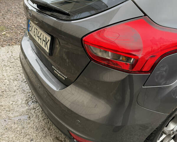 Серый Форд Фокус, объемом двигателя 2.01 л и пробегом 213 тыс. км за 8200 $, фото 33 на Automoto.ua