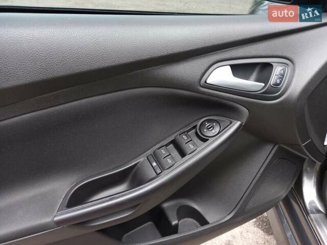 Серый Форд Фокус, объемом двигателя 2 л и пробегом 97 тыс. км за 7650 $, фото 31 на Automoto.ua