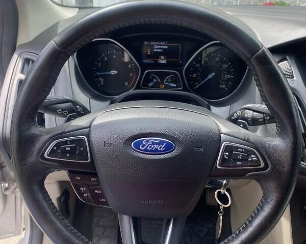 Форд Фокус 2015 в Виннице на Automoto.ua Серый Форд Фокус, объемом двигателя 2 л и пробегом 103 тыс. км за 8300 $, фото 32 на Automoto.ua