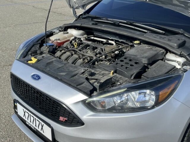 Серый Форд Фокус, объемом двигателя 2 л и пробегом 195 тыс. км за 8500 $, фото 15 на Automoto.ua