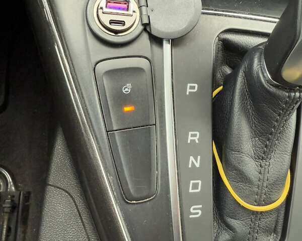 Серый Форд Фокус, объемом двигателя 2.01 л и пробегом 213 тыс. км за 8200 $, фото 39 на Automoto.ua