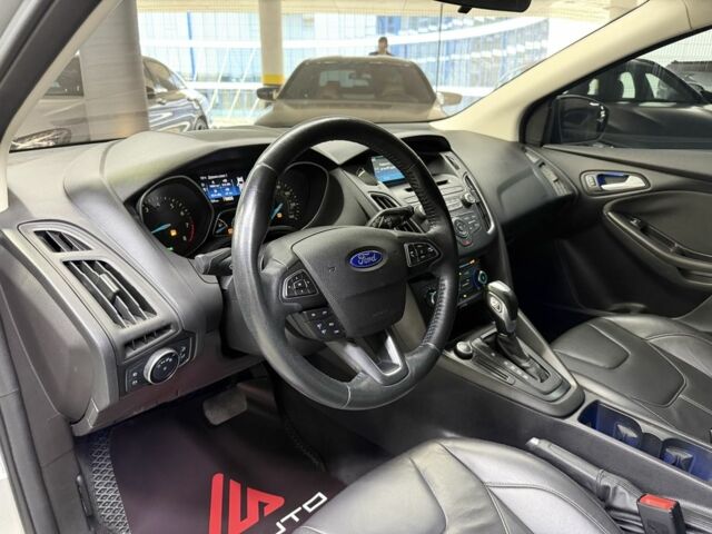 Серый Форд Фокус, объемом двигателя 0 л и пробегом 166 тыс. км за 8400 $, фото 15 на Automoto.ua