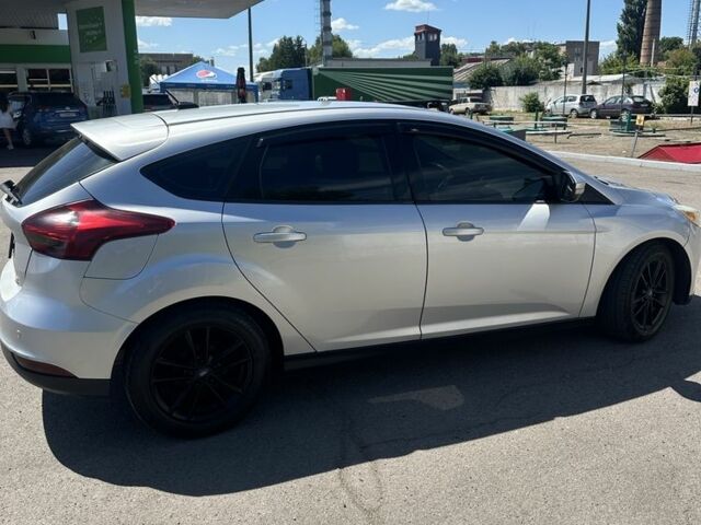 Серый Форд Фокус, объемом двигателя 2 л и пробегом 285 тыс. км за 6500 $, фото 5 на Automoto.ua