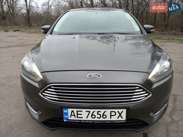 Серый Форд Фокус, объемом двигателя 2 л и пробегом 97 тыс. км за 7650 $, фото 2 на Automoto.ua
