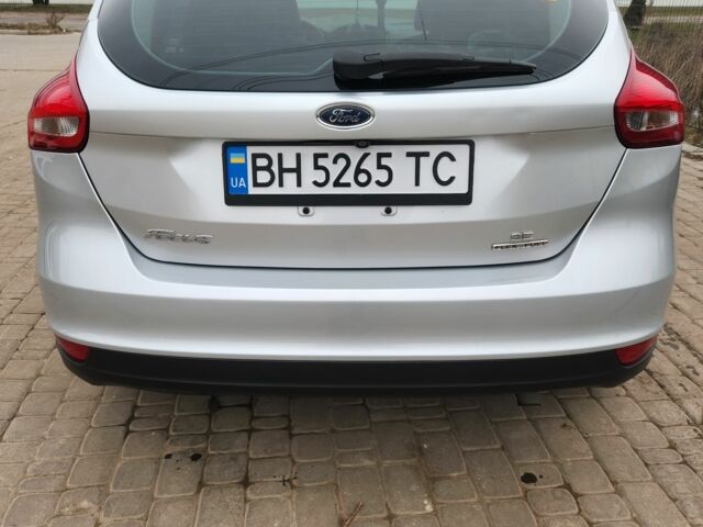 Серый Форд Фокус, объемом двигателя 2 л и пробегом 164 тыс. км за 6500 $, фото 3 на Automoto.ua