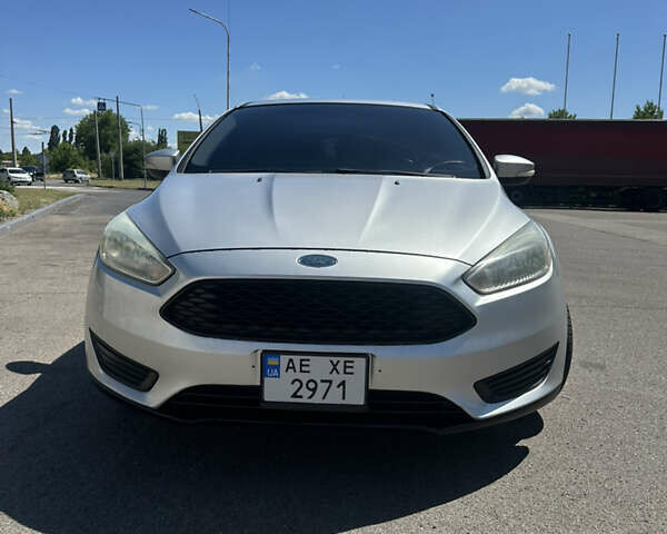 Серый Форд Фокус, объемом двигателя 2 л и пробегом 285 тыс. км за 6500 $, фото 2 на Automoto.ua