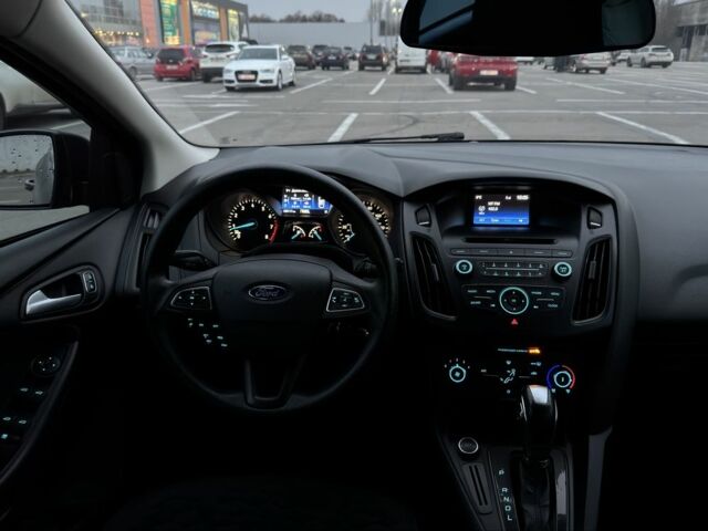 Серый Форд Фокус, объемом двигателя 2 л и пробегом 86 тыс. км за 7300 $, фото 2 на Automoto.ua