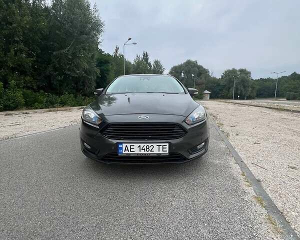 Сірий Форд Фокус, об'ємом двигуна 2 л та пробігом 150 тис. км за 8799 $, фото 11 на Automoto.ua