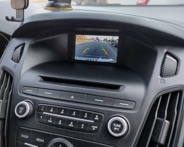 Серый Форд Фокус, объемом двигателя 2 л и пробегом 110 тыс. км за 10000 $, фото 14 на Automoto.ua