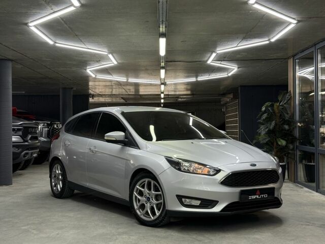 Серый Форд Фокус, объемом двигателя 0 л и пробегом 166 тыс. км за 8400 $, фото 1 на Automoto.ua