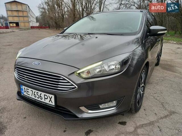 Серый Форд Фокус, объемом двигателя 2 л и пробегом 97 тыс. км за 7650 $, фото 3 на Automoto.ua
