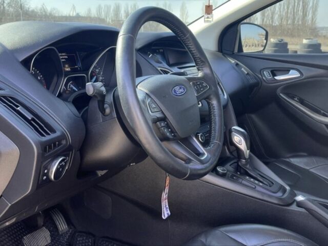 Серый Форд Фокус, объемом двигателя 2 л и пробегом 195 тыс. км за 8500 $, фото 11 на Automoto.ua