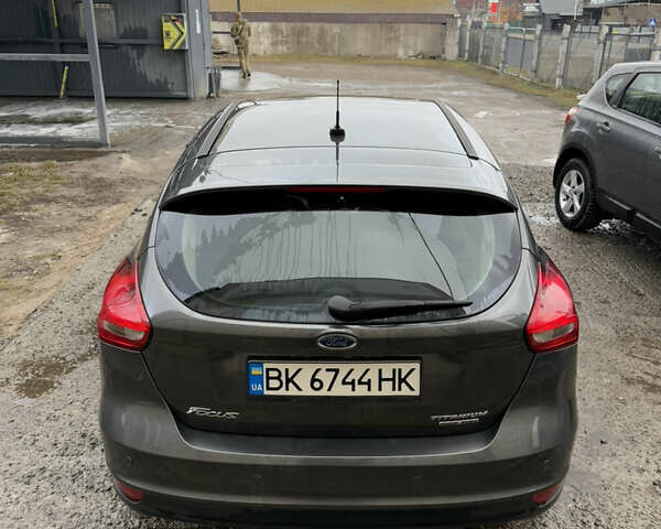 Серый Форд Фокус, объемом двигателя 2.01 л и пробегом 213 тыс. км за 8200 $, фото 35 на Automoto.ua