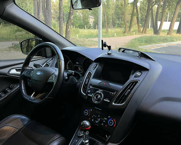 Серый Форд Фокус, объемом двигателя 2 л и пробегом 146 тыс. км за 12700 $, фото 11 на Automoto.ua
