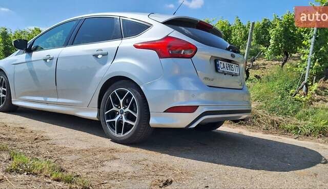 Сірий Форд Фокус, об'ємом двигуна 2 л та пробігом 177 тис. км за 6500 $, фото 10 на Automoto.ua