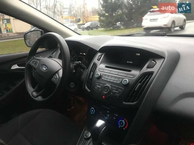 Серый Форд Фокус, объемом двигателя 2 л и пробегом 110 тыс. км за 7500 $, фото 1 на Automoto.ua