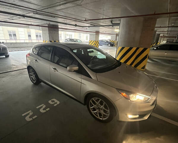 Сірий Форд Фокус, об'ємом двигуна 2 л та пробігом 141 тис. км за 9000 $, фото 2 на Automoto.ua