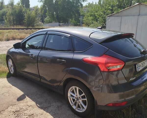 Серый Форд Фокус, объемом двигателя 2 л и пробегом 110 тыс. км за 10000 $, фото 1 на Automoto.ua
