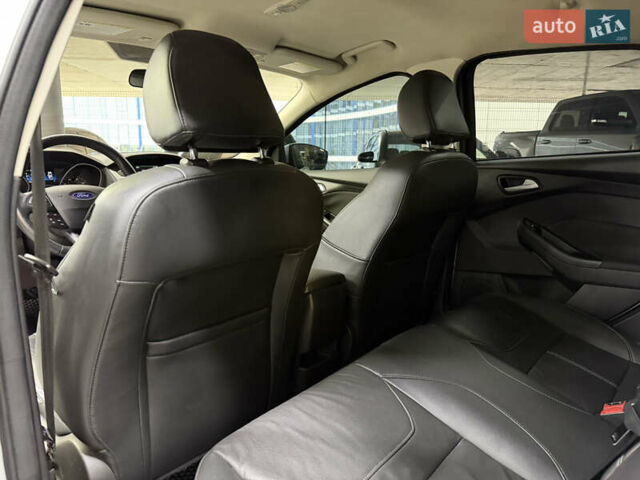 Сірий Форд Фокус, об'ємом двигуна 2 л та пробігом 166 тис. км за 8200 $, фото 22 на Automoto.ua