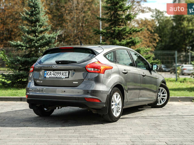 Серый Форд Фокус, объемом двигателя 1 л и пробегом 162 тыс. км за 9500 $, фото 3 на Automoto.ua