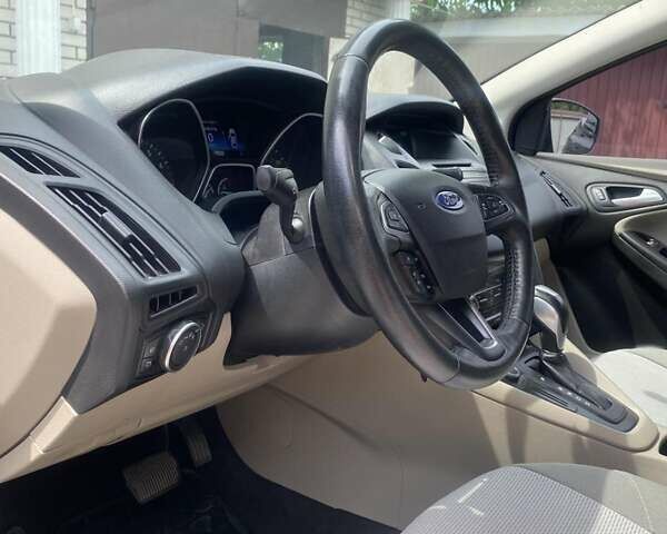 Форд Фокус 2015 в Виннице на Automoto.ua Серый Форд Фокус, объемом двигателя 2 л и пробегом 103 тыс. км за 8300 $, фото 30 на Automoto.ua