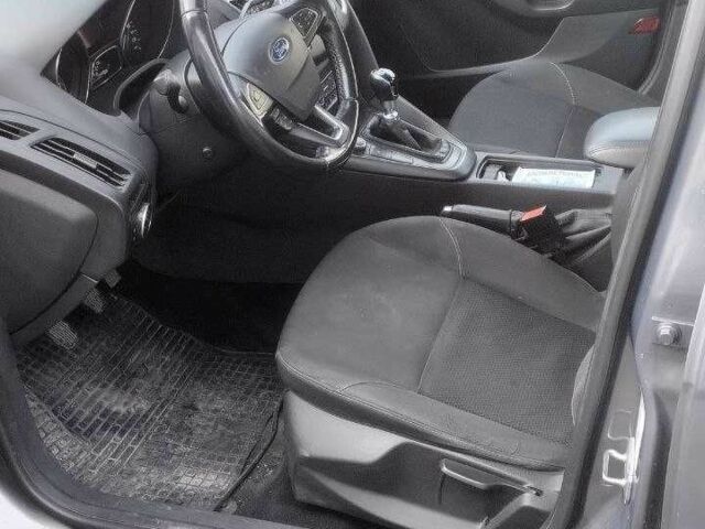 Сірий Форд Фокус, об'ємом двигуна 1 л та пробігом 181 тис. км за 6000 $, фото 7 на Automoto.ua