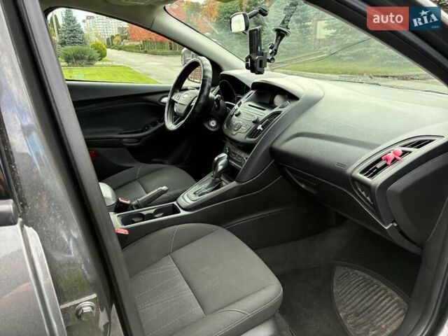 Серый Форд Фокус, объемом двигателя 2 л и пробегом 127 тыс. км за 9600 $, фото 11 на Automoto.ua