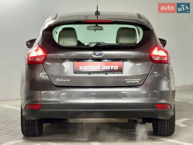 Сірий Форд Фокус, об'ємом двигуна 2 л та пробігом 156 тис. км за 10300 $, фото 5 на Automoto.ua