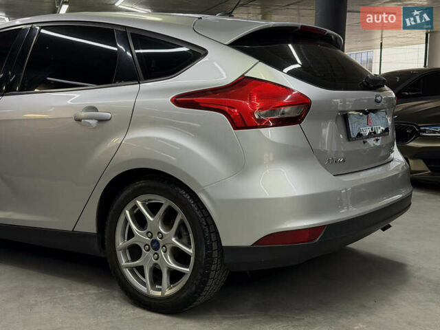 Сірий Форд Фокус, об'ємом двигуна 2 л та пробігом 166 тис. км за 8200 $, фото 12 на Automoto.ua