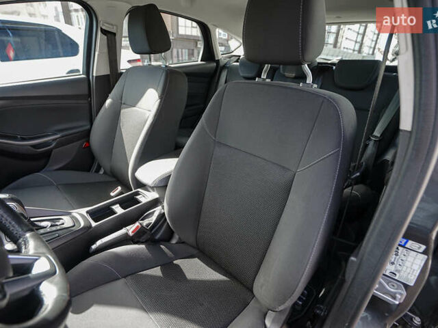 Серый Форд Фокус, объемом двигателя 1 л и пробегом 162 тыс. км за 9500 $, фото 16 на Automoto.ua