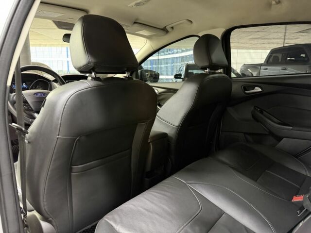 Серый Форд Фокус, объемом двигателя 0 л и пробегом 166 тыс. км за 8400 $, фото 18 на Automoto.ua