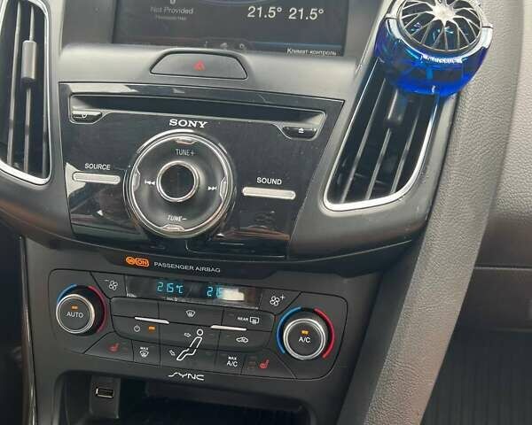 Сірий Форд Фокус, об'ємом двигуна 2 л та пробігом 150 тис. км за 8799 $, фото 12 на Automoto.ua