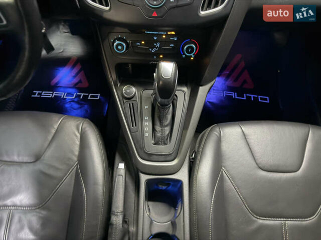 Сірий Форд Фокус, об'ємом двигуна 2 л та пробігом 166 тис. км за 8200 $, фото 27 на Automoto.ua