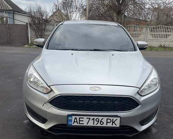 Серый Форд Фокус, объемом двигателя 2 л и пробегом 110 тыс. км за 7500 $, фото 5 на Automoto.ua