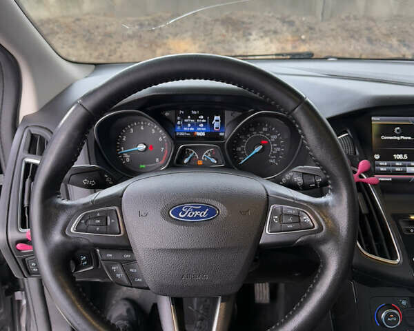 Серый Форд Фокус, объемом двигателя 2.01 л и пробегом 213 тыс. км за 8200 $, фото 5 на Automoto.ua