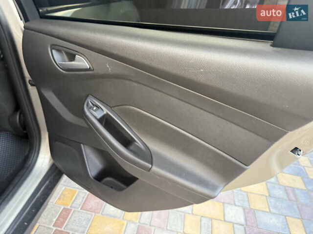 Серый Форд Фокус, объемом двигателя 2 л и пробегом 160 тыс. км за 8700 $, фото 21 на Automoto.ua