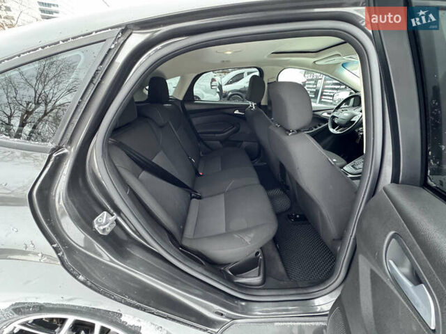 Серый Форд Фокус, объемом двигателя 2 л и пробегом 63 тыс. км за 8500 $, фото 24 на Automoto.ua