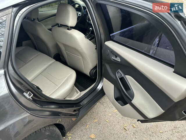 Серый Форд Фокус, объемом двигателя 0 л и пробегом 137 тыс. км за 7350 $, фото 10 на Automoto.ua